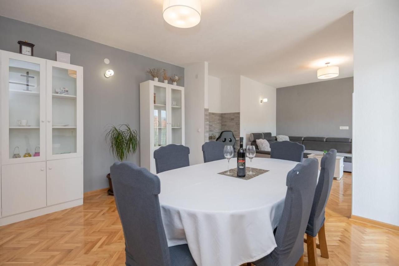 Holiday Home Tone, Makarska - Drum Εξωτερικό φωτογραφία